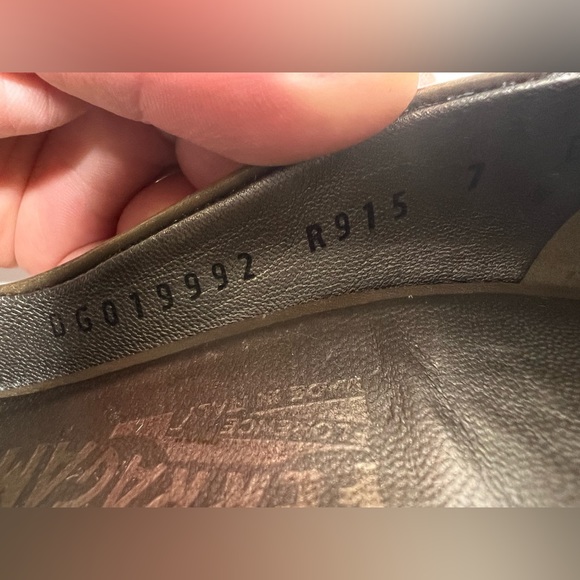 Salvatore Ferragamo Stiletto - Picture 4 of 9